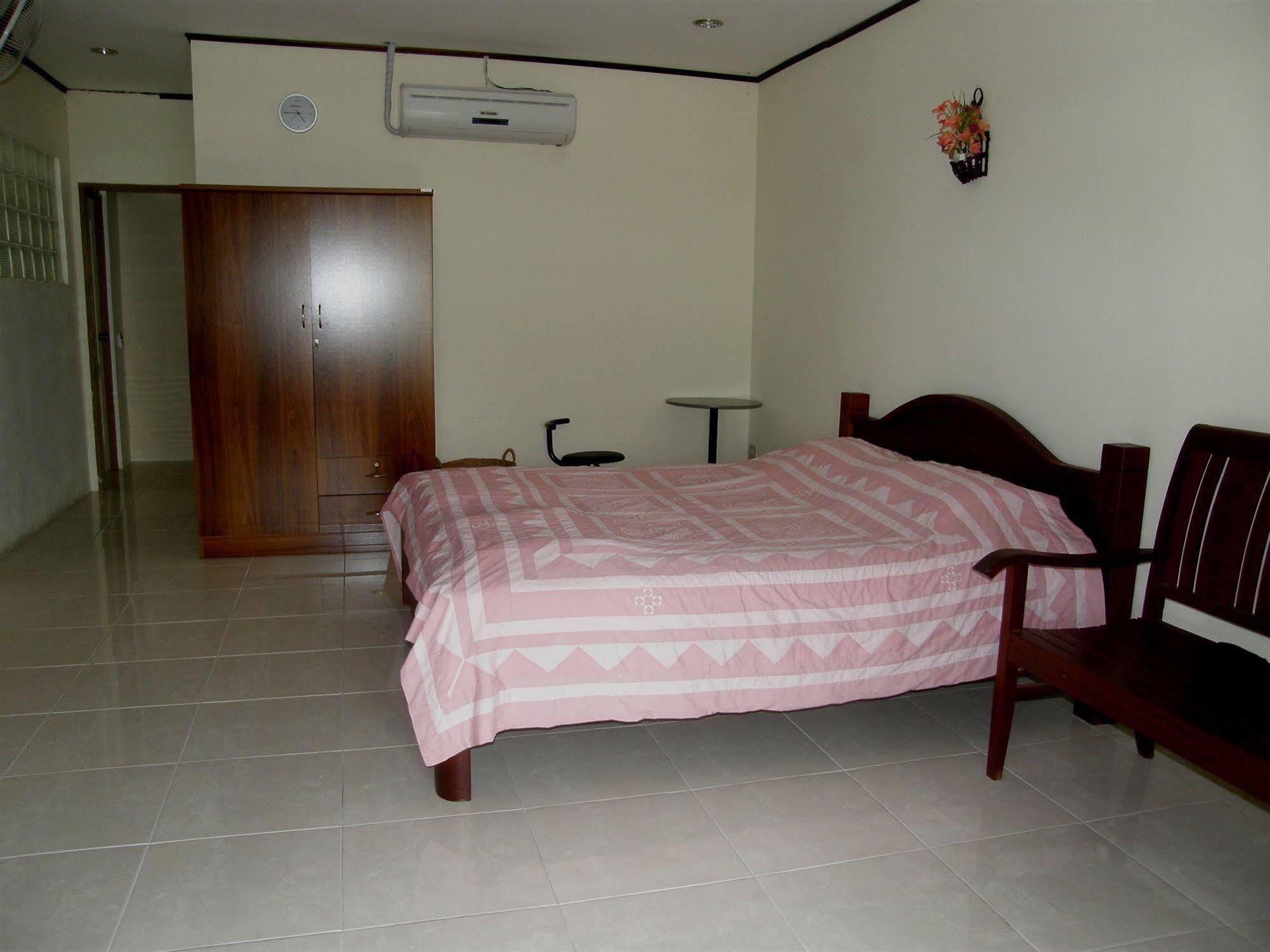 Anchana House Jomtien Beach Dış mekan fotoğraf